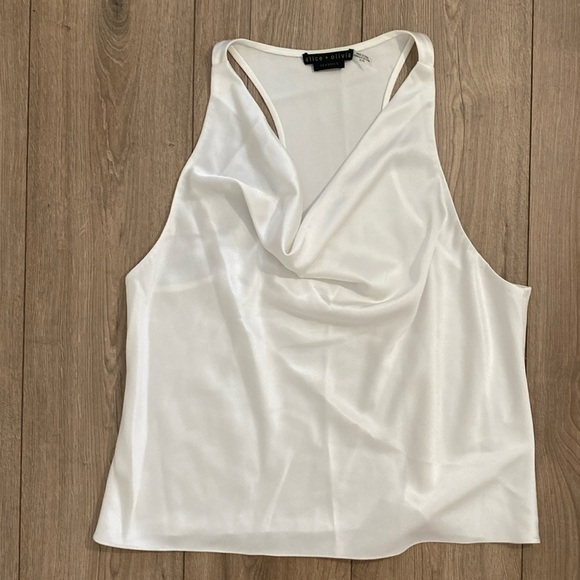 Elegant White Halter Top - Picture 5 of 10